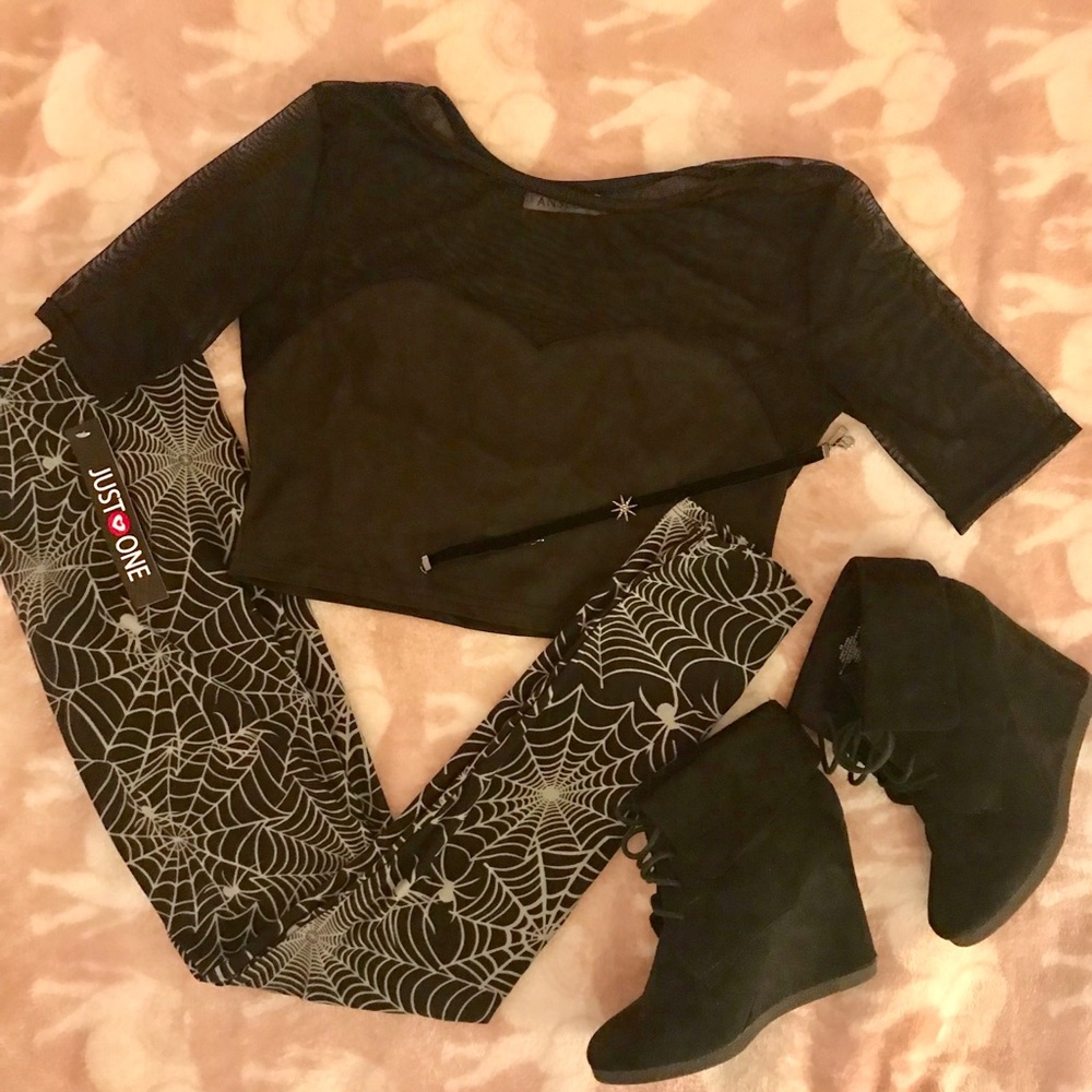 Spider Web Leggings